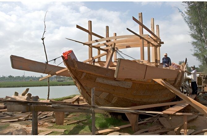 Hoi An Countryside Tour:CamKim Island, Craft Villages&Basket Boat - Who should book this Hoi An countryside tour?