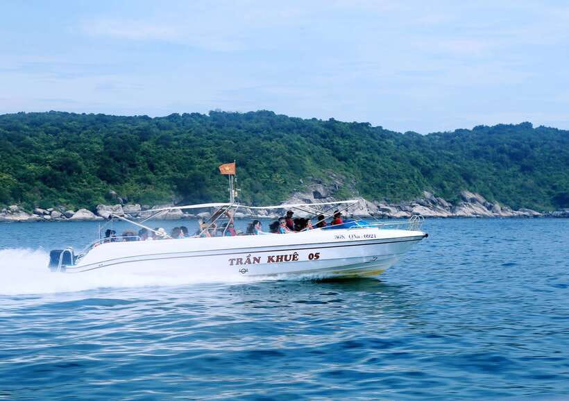 Hoi An/ Da Nang: Cham Island Discovery Tour - Lunch at Ong Beach