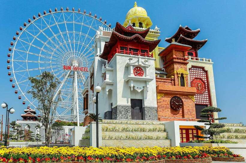 Hoi An: Da Nang Sunset Views & Han River Night Cruise - The Han River cruise shows Da Nang after dark