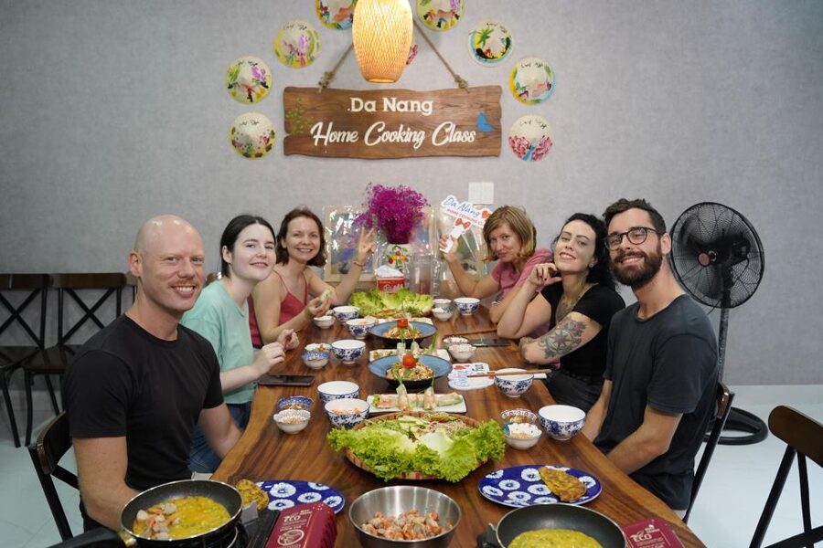 Hoi An/Da Nang: Vietnamese Cooking Class with Transportation - Hoi An class: Cam Thanh setting and a four-dish menu