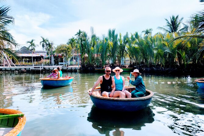 Hoi An Eco-Biking Tour - Lunch or dinner in a local family home