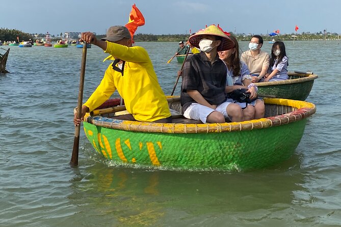 Hoi An Eco & Cooking Class Tour - Cam Thanh and the round bamboo boats