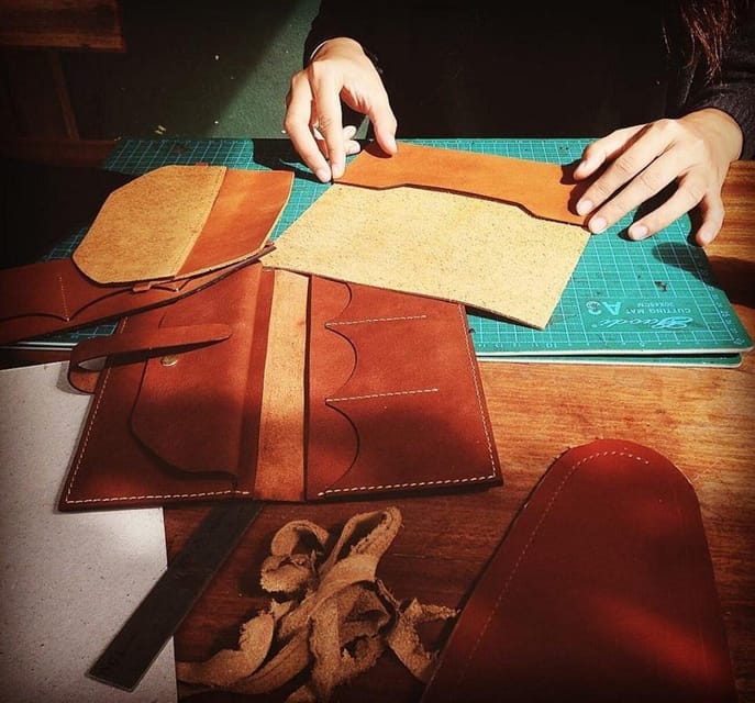 Hoi An: Experience Handmade Leather Making in Oldtown - What the $33 price really covers