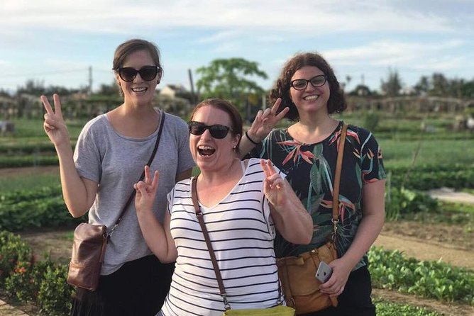 Hoi An Food Tour by Motorbike with Tastings and Dinner - Starting with Hoi An’s famous bánh mì