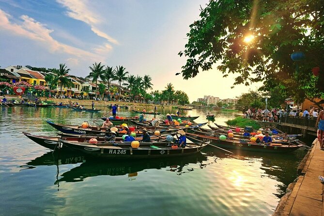 Hoi An Hidden Gem- Local Food- Lantern Making- Tailoring - Making a Hoi An lantern in 30 minutes