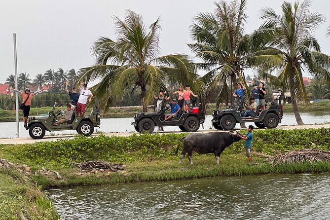 HOI AN Hidden Gems in Rural Villages & River Islands PRIVATE TOUR - Tra Nhieu and the work of weaving straw mats