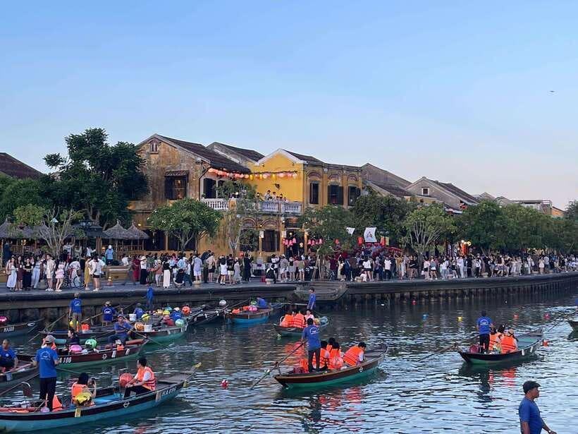 Hoi An: Hoai River Boat Ride with Flower Lantern Release - FAQ