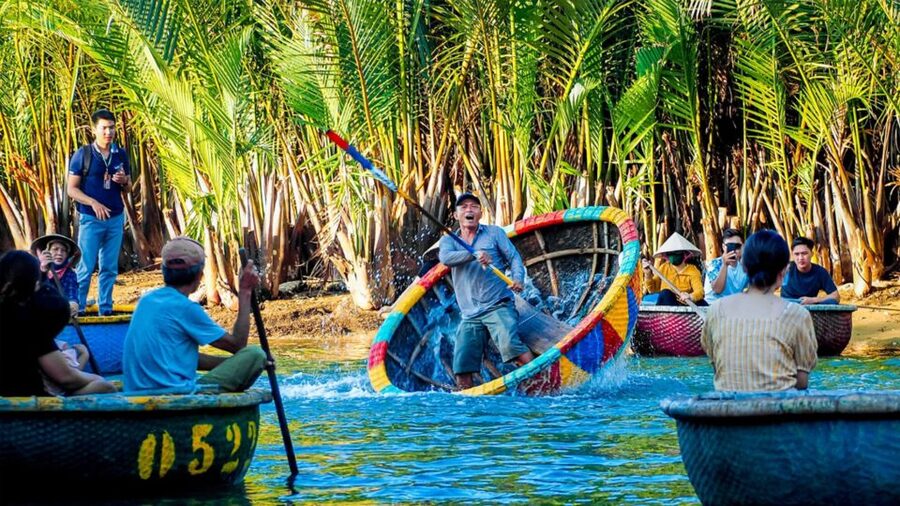 Hoi An: Hoi An Basket Boat Ride in Water Coconut Forest - Music, karaoke, and the touristy side of the forest