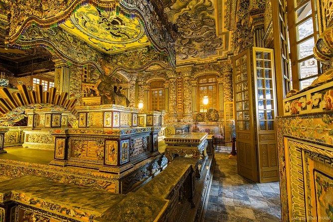 Hoi An: Imperial Hue And Hai Van Pass Full-day Tour - The guide can make or break the day