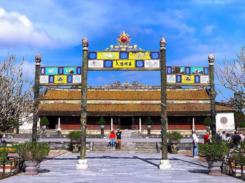 Hoi An: Imperial Hue And Scenic Hai Van Pass Discovery Tour - Price, group size, and overall value