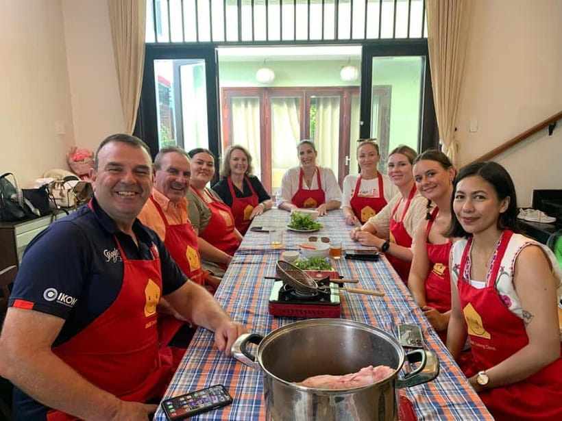 Hoi An: Jolie Cooking Class - Rosie, Blue, and the family feel