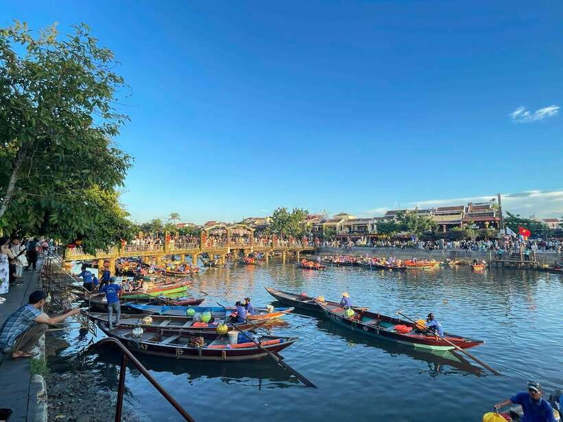 Hoi An: Lantern Boat Ride on the Hoai River - Who will enjoy this most