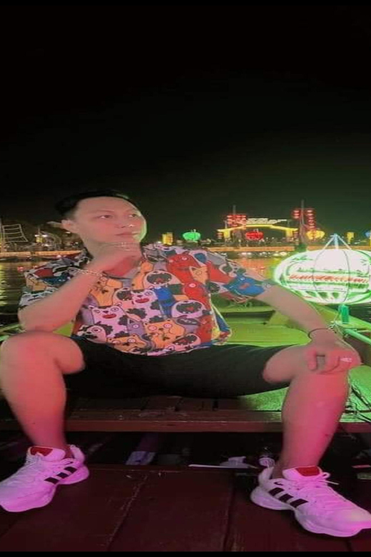 Hoi An : Lantern Boat Ride & Release Lanterns - Meeting at An Hoi Bridge