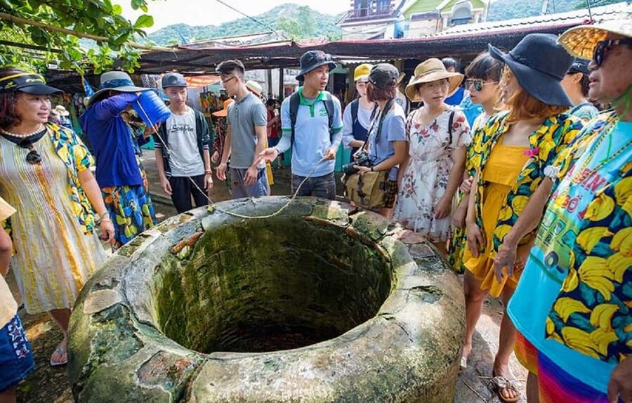Hoi An: Lantern Making & Painting Class - Painting your own pattern
