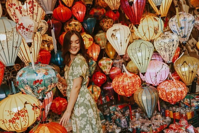 Hoi An Lantern Shop & Boat Photoshoot – Night Experience - FAQ