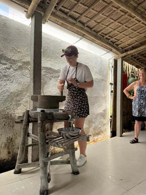 Hoi An: Local Family Cooking Class - Hoi An pancake, the main hands-on lesson