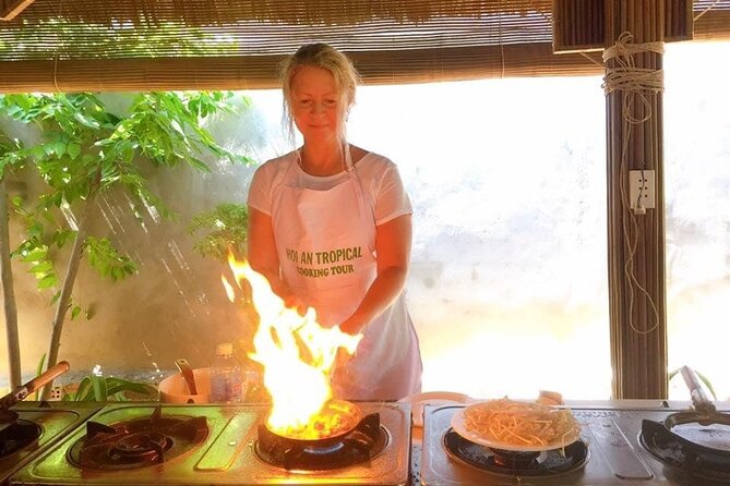 Hoi An Local Market and Vegetable Village Cooking Class - Key points to know before booking