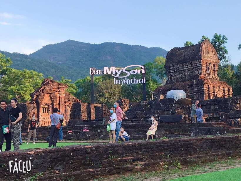 Hoi An: My Son Ruins; Bus-Boat-Cultural Show-Lunch-Guide - Why My Son is worth the early start
