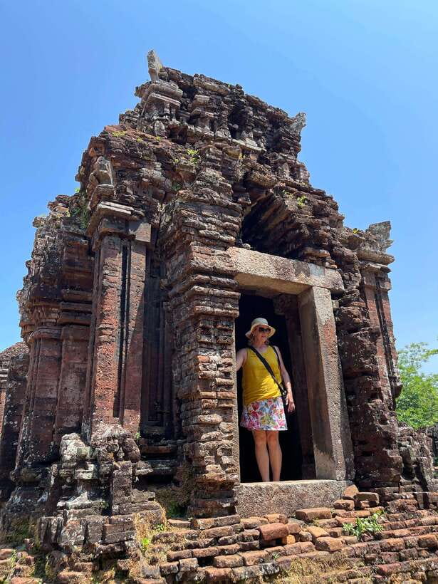 Hoi An: My Son Ruins; Bus-Boat-Cultural Show-Lunch-Guide - Who will enjoy this half-day trip