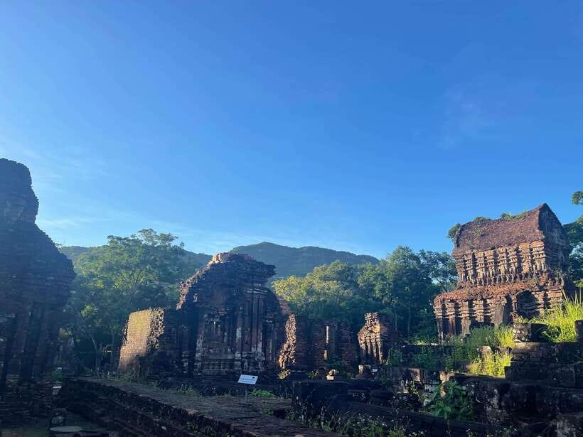 Hoi An: My Son Ruins: Guide-Bus-Boat-Cultural Show-Lunch - Key details before you book