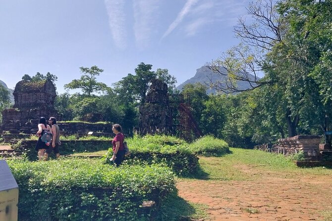 Hoi An: My Son Sanctuary Early Morning with Breakfast & Coffee - Breakfast with noodles and Vietnamese coffee