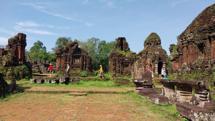 Hoi An: My Son Sanctuary Sunrise & Boat Trip w. Breakfast - Transport, group size, and pickup details