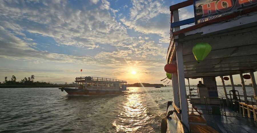 Hoi An: My Son Sanctuary & Sunset River Cruise BBQ or Banhmi - 12:30 pickup from Hoi An