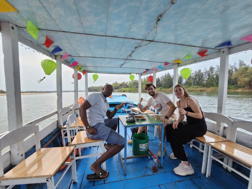 Hoi An: My Son Sanctuary & Sunset River Cruise BBQ or Banhmi - What the Cham performance adds
