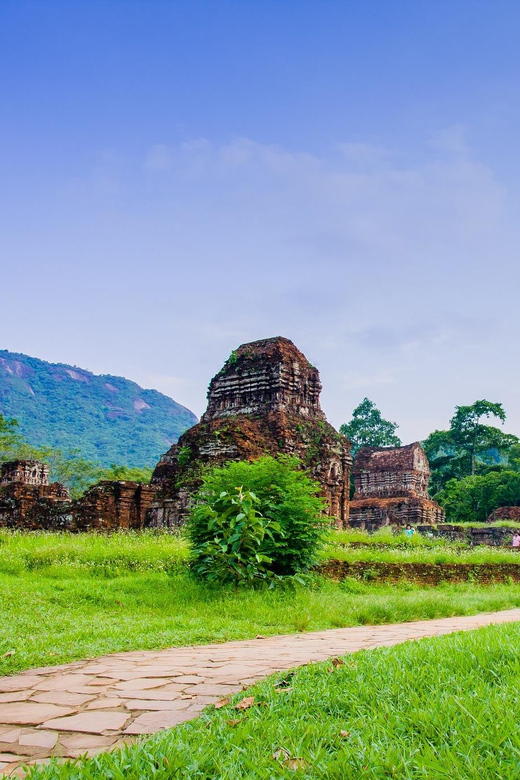 Hoi An : My Son Sanctuary Tour with Vietnamese Lunch - The 1.5-hour ride from Hoi An