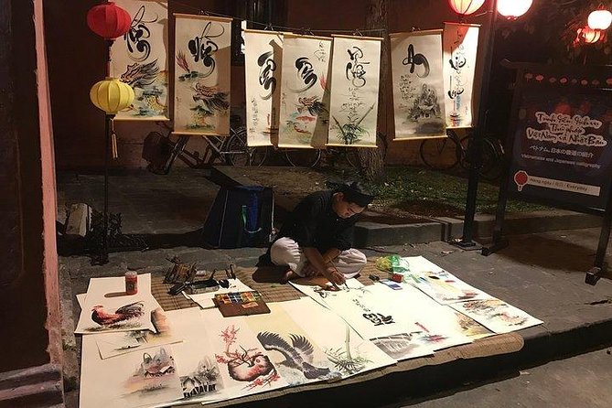 Hoi An Night Heritage And Lantern Experience - Dinner at a local restaurant