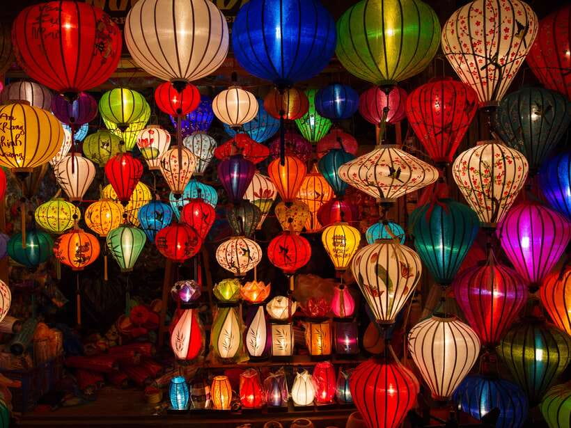 Hoi An Nighttime Heritage Experience - Candle lanterns on the Hoai River