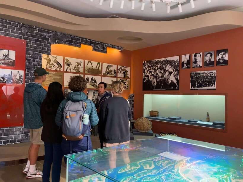 Hoi An Off the Map – Walking Tour in the Backstreets - Bánh mì, cakes, and coffee between the stories