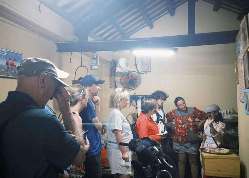 Hoi An Off the Map – Walking Tour in the Backstreets - The tailor trade beyond the shopfronts