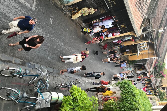 Hoi An Old Town and local Food - Phuc Kien Assembly Hall and the town’s cultural layers