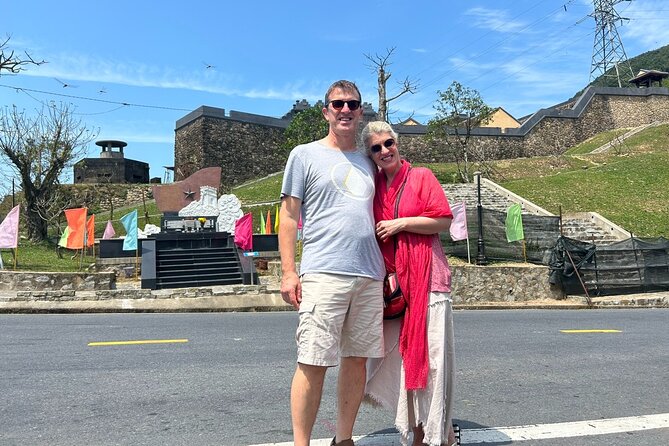 Hoi An: Private Car To Hue via Many Attraction(One-way) - The car, driver, and service details