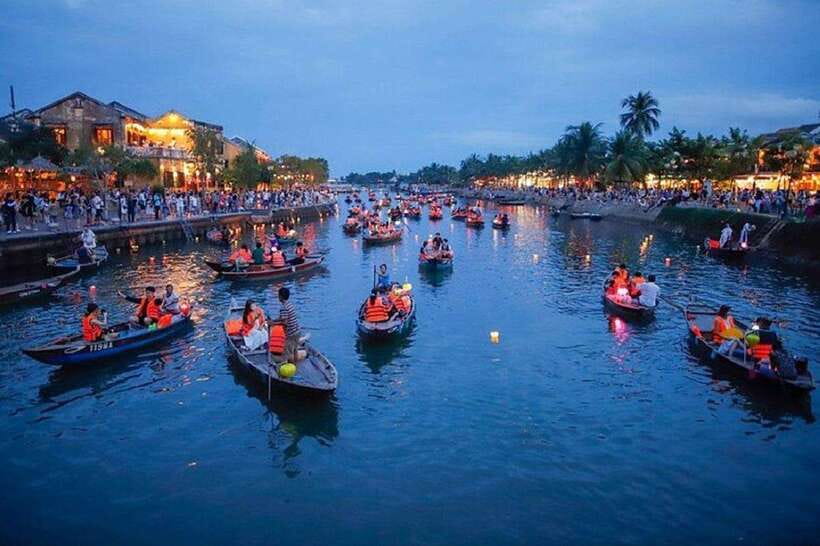 Hoi An: Private Lantern Cruise on the Thu Bon River - Meeting your captain at the river