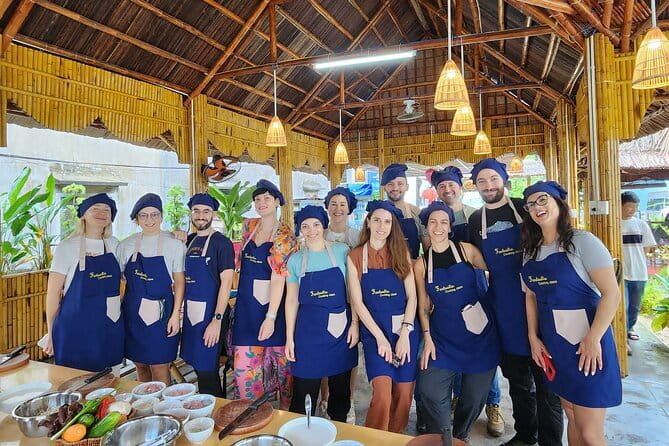 Hoi An Private Seafood Cooking Class/Oyster Cooking Experience - Starting at Hoi An’s Seafood Market