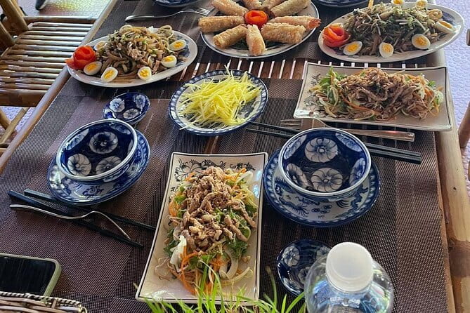 Hoi An Private Seafood Cooking Class/Oyster Cooking Experience - Cooking with a Private Chef