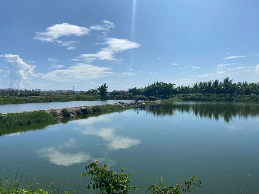 Hoi An: Rural Cycling Tour to Village with Basket Boat Ride - The guides shape the experience