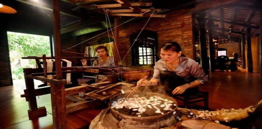 Hoi An: Silk Process, Lantern Making Workshop & Local Food - Starting at Hoi An Silk Village on Nguyen Tat Thanh Street
