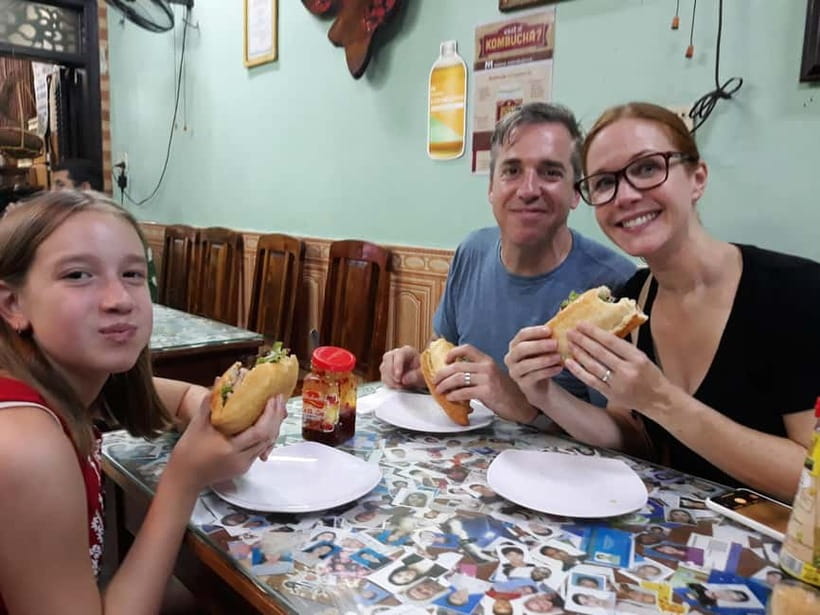 Hoi An Street Food, night market and lantern boat ride - Guides, group size, and the feel of the evening