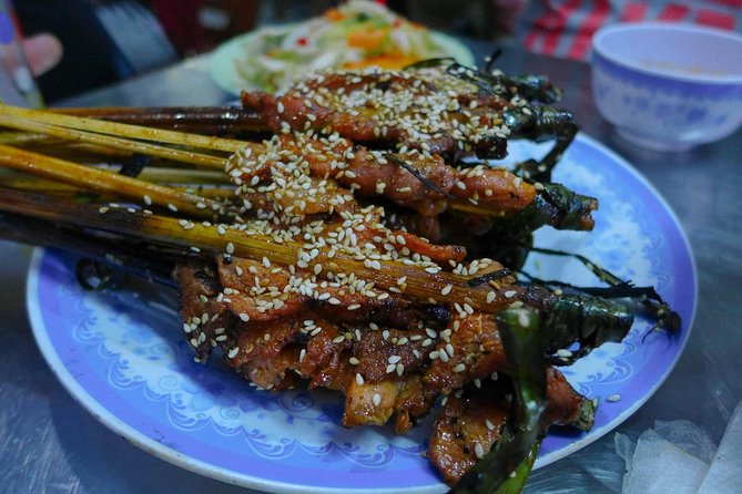 Hoi An Street Food Tour- Eat Like A Local - Madam Khanh and Hoi An’s famous banh mi