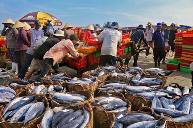 Hoi An Sunrise Fish Market Tour - The traditional fish sauce stop