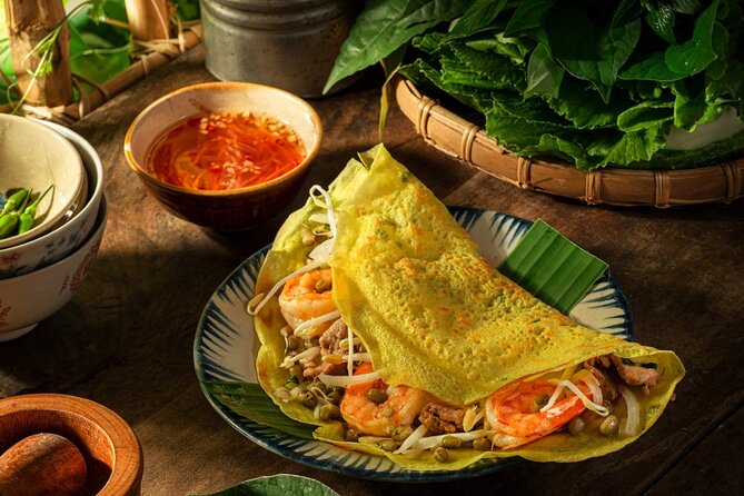 HOI AN Sunset Food Tour - Night Market - Lantern Streets - Two hours among Hoi An’s food stalls and small restaurants