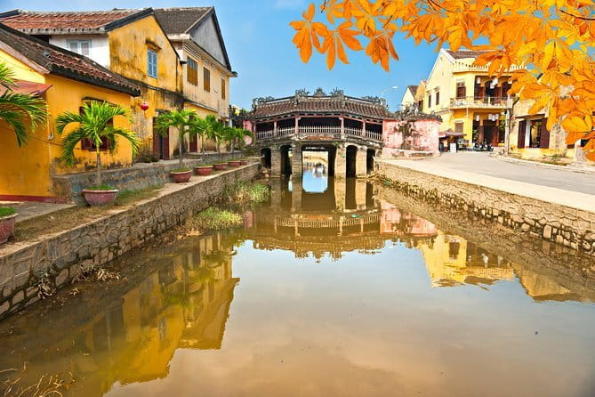 Hoi An to Dong Hoi rides by Private Car service - Why this transfer is better than a straight road journey