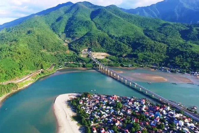 Hoi An To Hue Private Car With English Speaking Driver - What the driver can and cannot provide