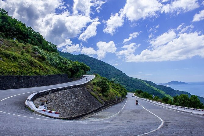 Hoi An to Hue Transfer with Scenic Route over The Hai Van Pass - Time, comfort, and value at $50
