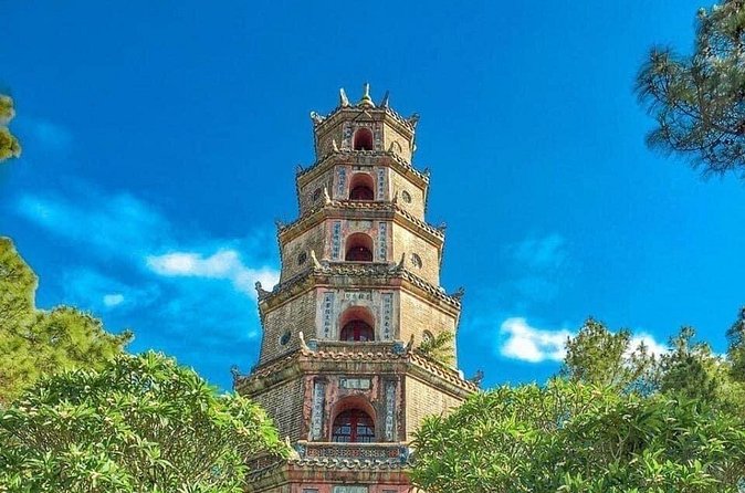 Hoi An To Phong Nha Private Transfer Sightseeing - DMZ - The DMZ stop puts Vietnam’s past beside the road