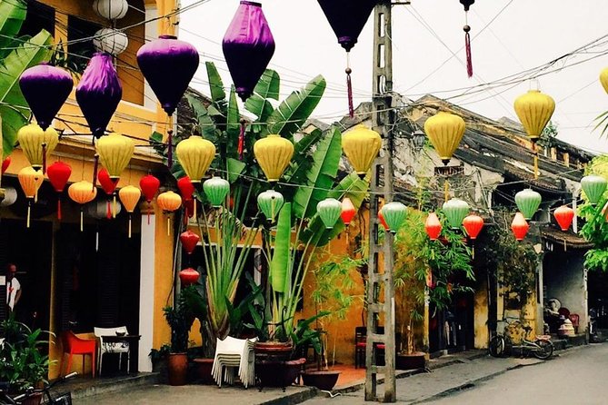 Hoi An 'Town & Country' Private Tour - Returning to the Old Town for the major sights