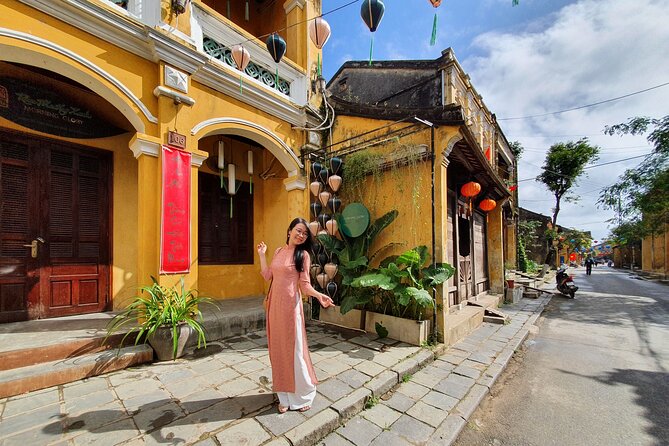 Hoi An town private walking tour with boat trip - Starting in the Ancient Town
